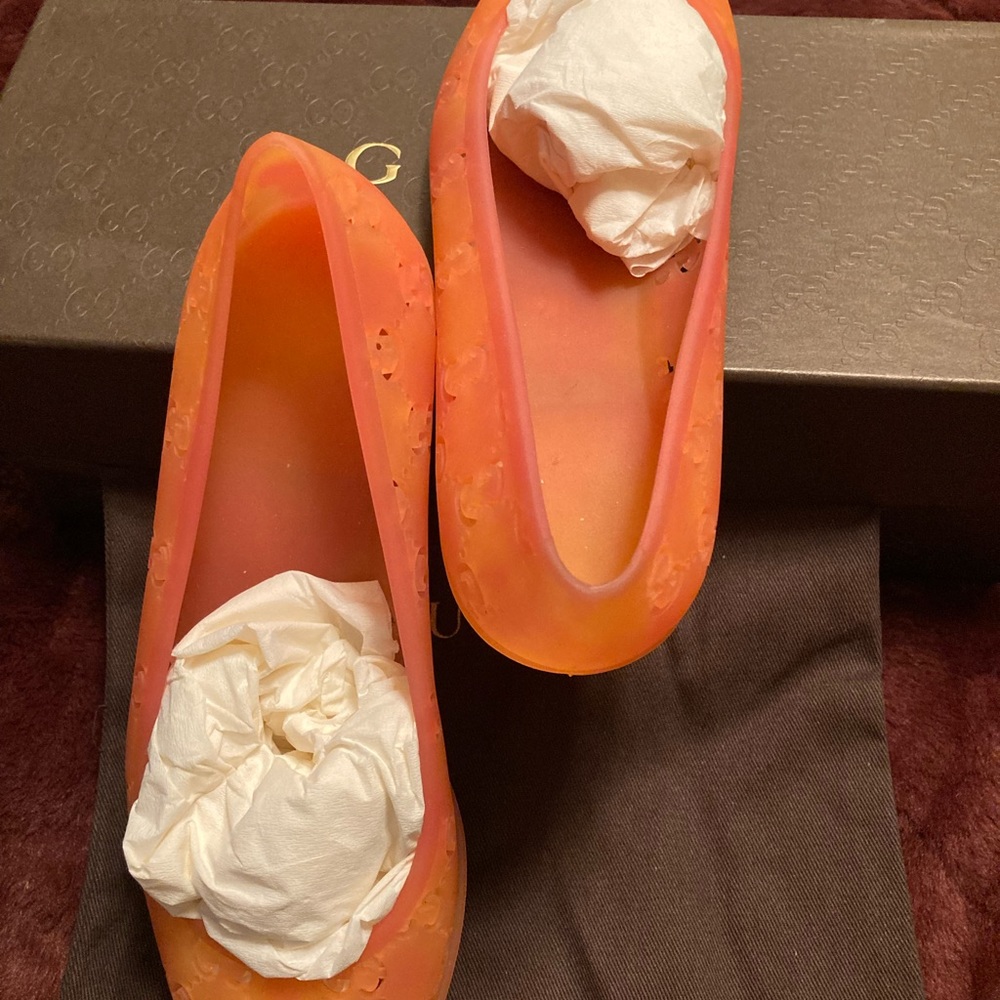 Gucci Authentic Rubber GG Supreme Cutout Ballerina Flats box & duster included - Picture 4 of 10
